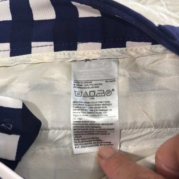 Banana Republic Blue and White Gingham Bermuda Shorts - Picture 6 of 7